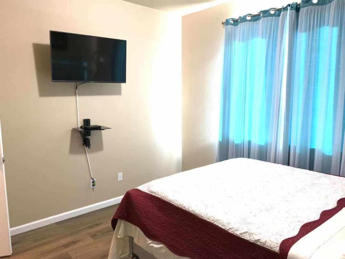 Guest house Sweet Elk Grove