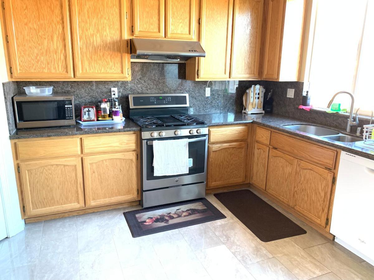 Guest house Sweet Elk Grove